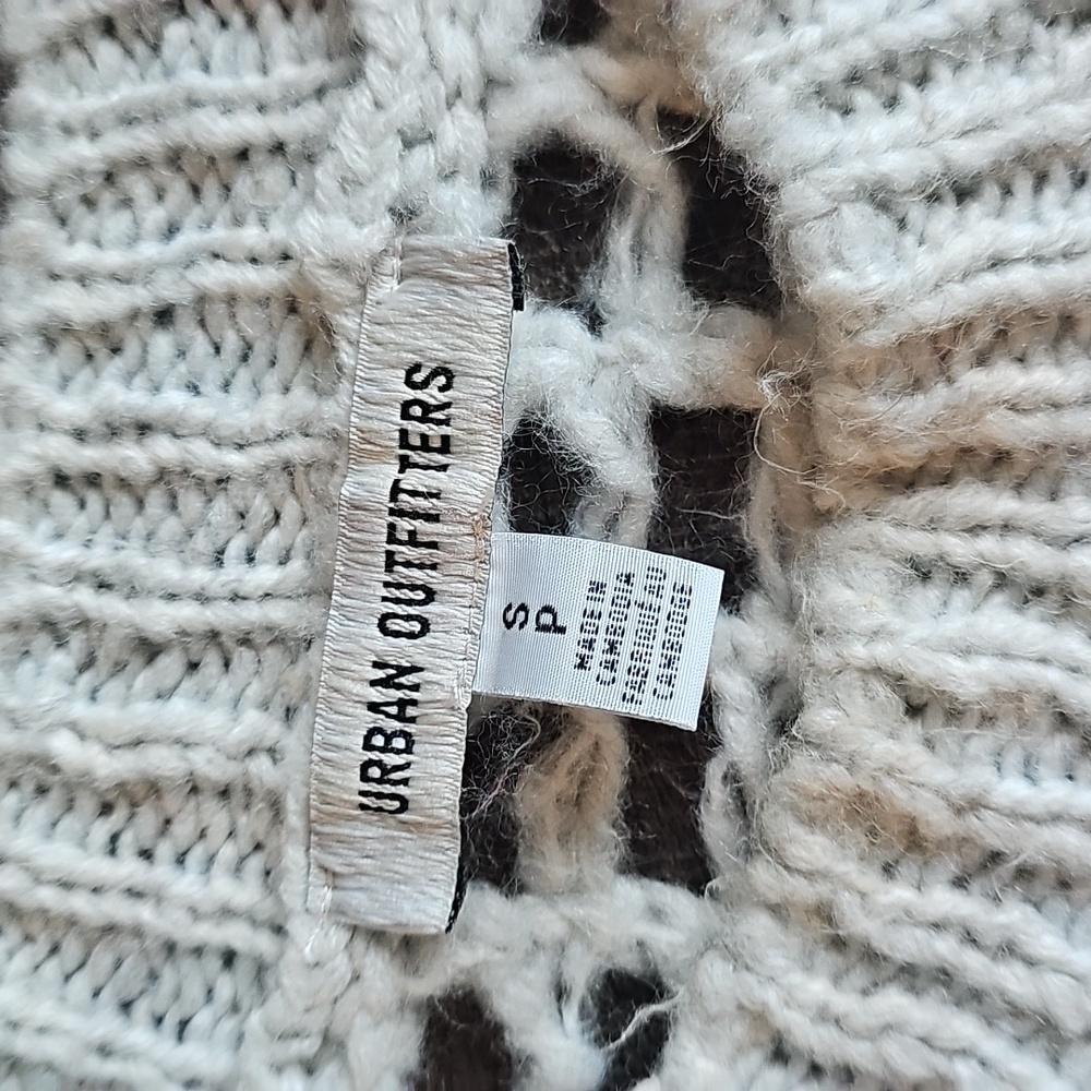 Urban Outfitters Open-Knit Sweater - Picture 2 of 6